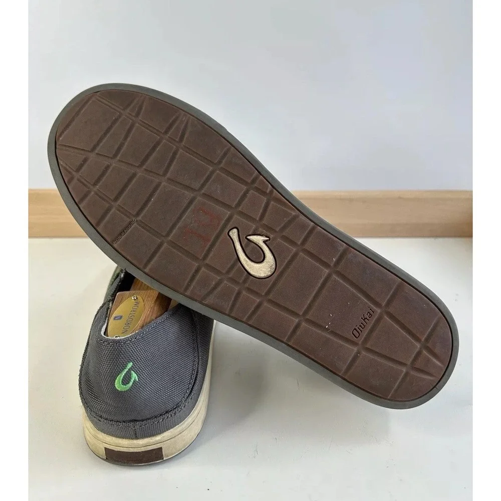 OluKai Kahu‎ Slip On Boat Shoe Loafer / Charcoal Gray / Men's Size 11